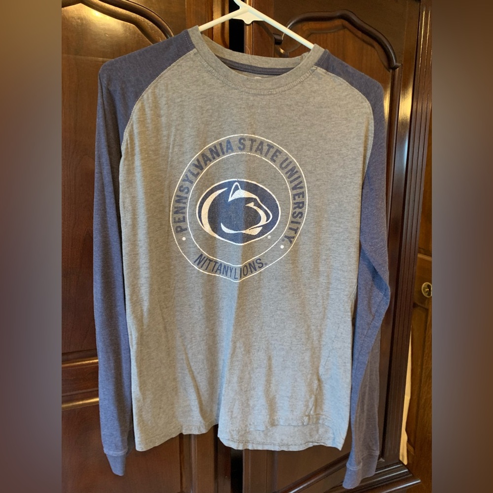 Penn State Mens Long Sleeve TShirt Size Medium